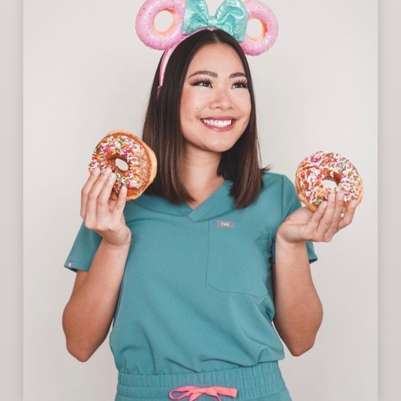 NWT FIGS HYDROGREEN SCRUBS SET ZAMORA CATARINA S ORIGINAL pink drawstring - Picture 4 of 10